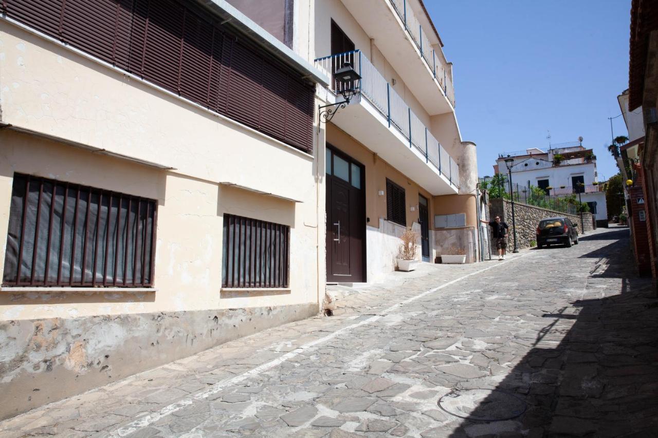 Little House - Massa Lubrense Sorrento Appartement Buitenkant foto
